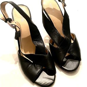 Micheal Kors black strap heels